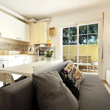 Awesome Studio With Terrace Elcano Appartement