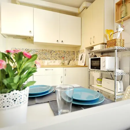 Awesome Studio With Terrace Elcano *