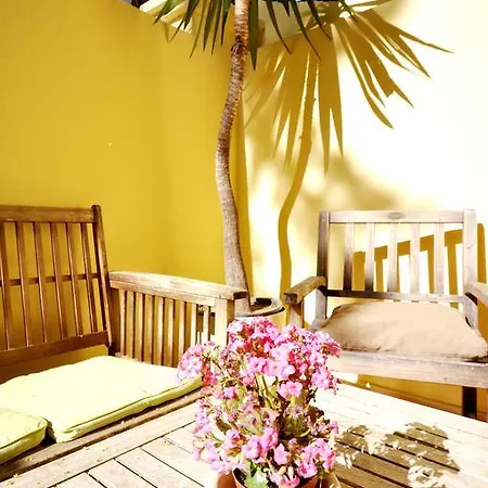 Awesome Studio With Terrace Elcano Appartement