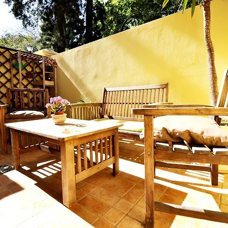 Awesome Studio With Terrace Elcano Málaga
